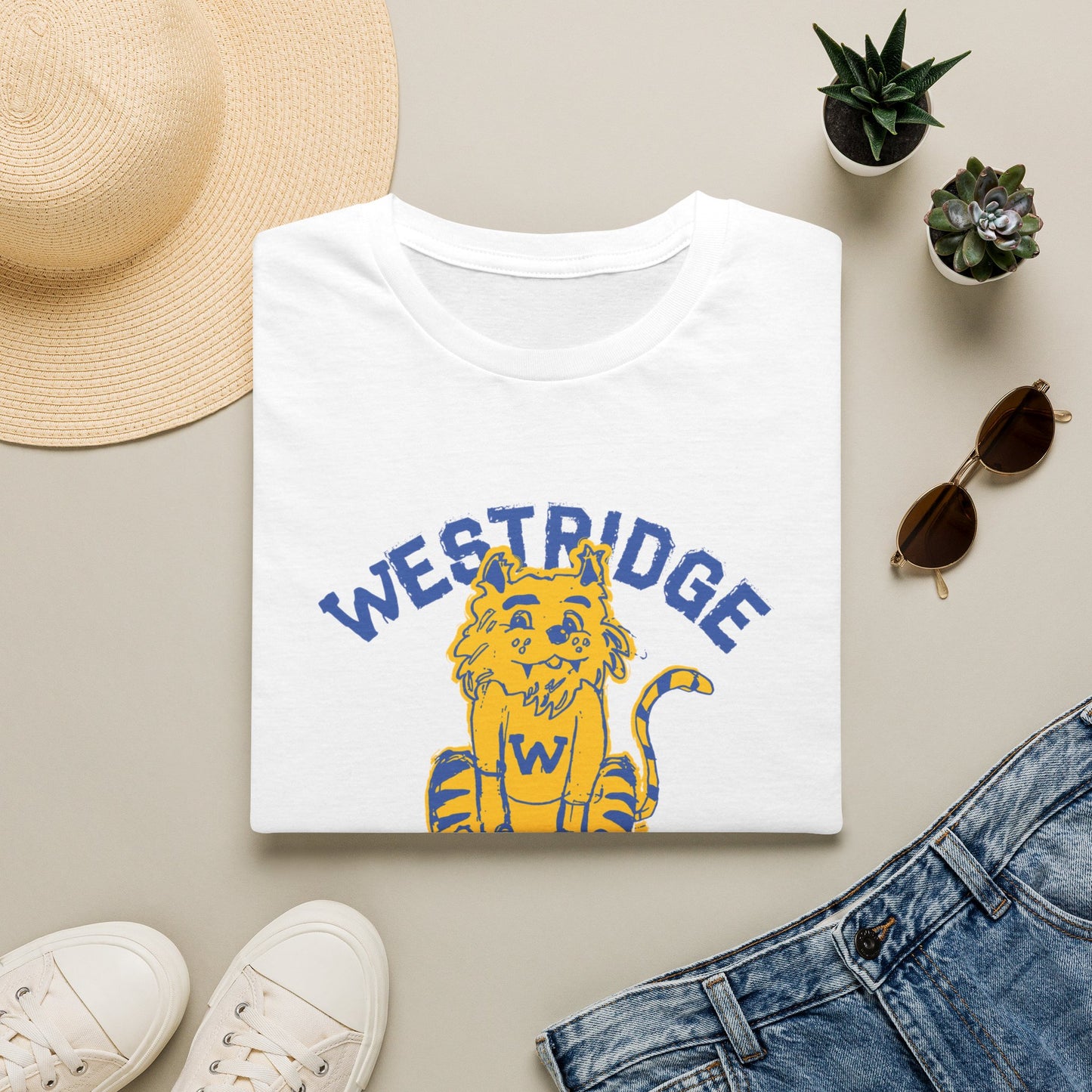 Wildcat Design Club 26-27 Unisex Adult Lightweight T-Shirt